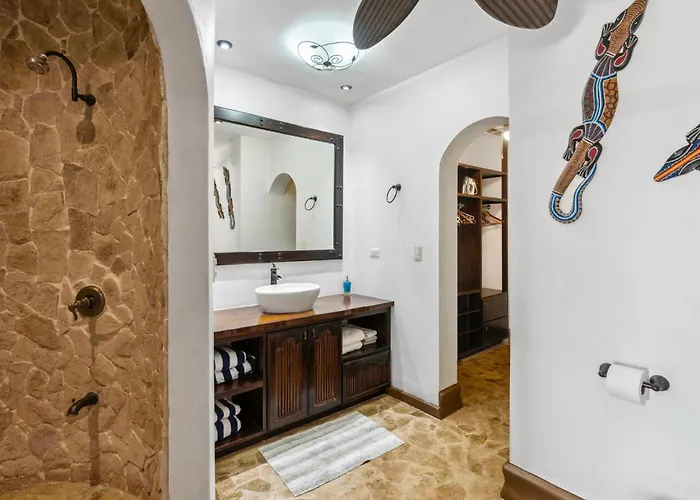 Dreamy Spanish-style With Sweeping Ocean Views, Elegant Nautical Design & Giant Infinity Pool * Playa Flamingo